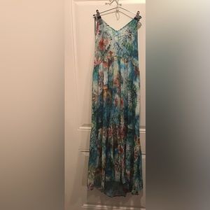 True Destination Maxi beach dress size Large can fit 10-12 womens
